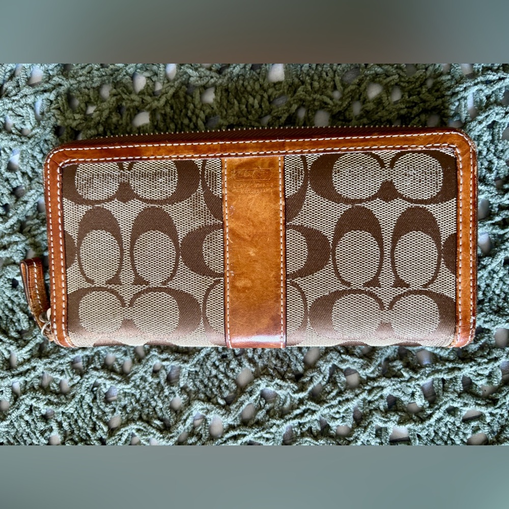 Coach Vintage Monogram Wallet